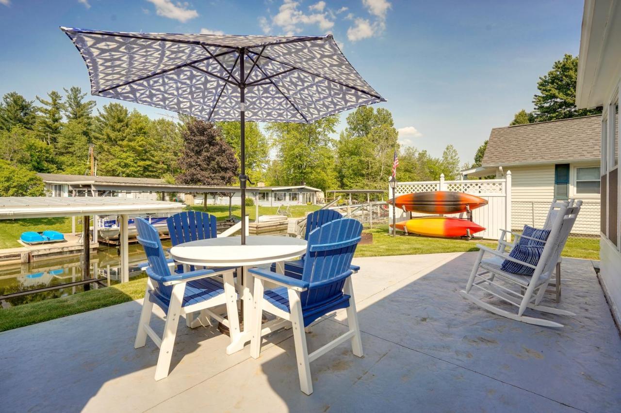 Waterfront Lakeview Cottage With Dock And Lift! 외부 사진