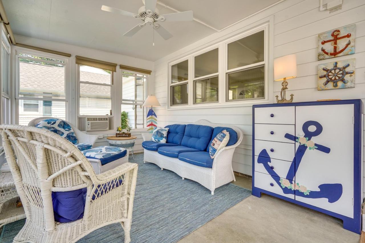 Waterfront Lakeview Cottage With Dock And Lift! 외부 사진